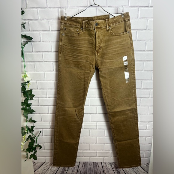 American Eagle Outfitters Other - AMERICAN EAGLE slim straight Men’s brown jeans/size 32x34